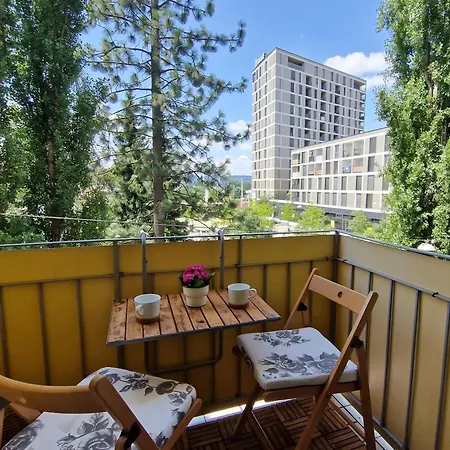 Cosy With A Magnificent View Грац